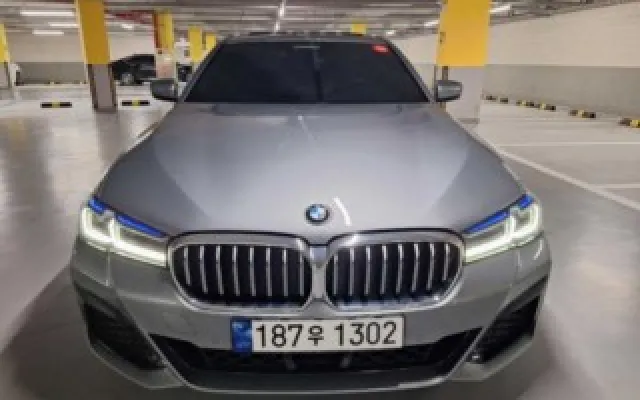인천중고차직거래 5시리즈 (G30) 530i xDrive M 스포츠 매물 사진 12 - 2023/01 22,100km