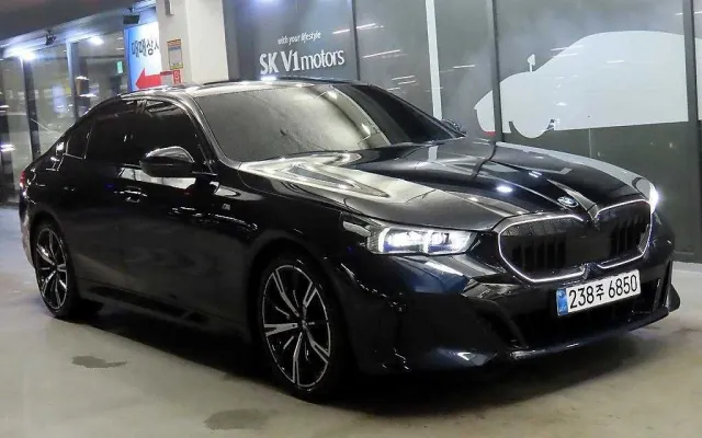 인천중고차직거래 5시리즈 (G60) 530i xDrive 매물 사진 11 - 2025/03 30,255km